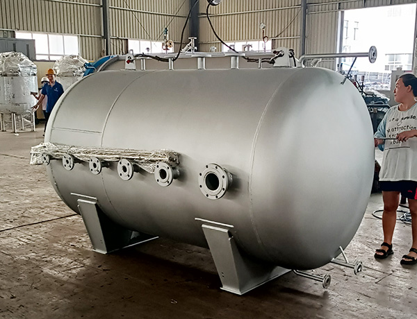 蒸汽加热高压真空罐 蒸汽加热高压真空罐